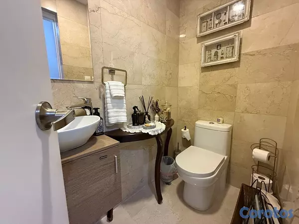 apartamentos - vendo naco no barrio tres habitaciones con su baño tres parqueo balcón balcón 6