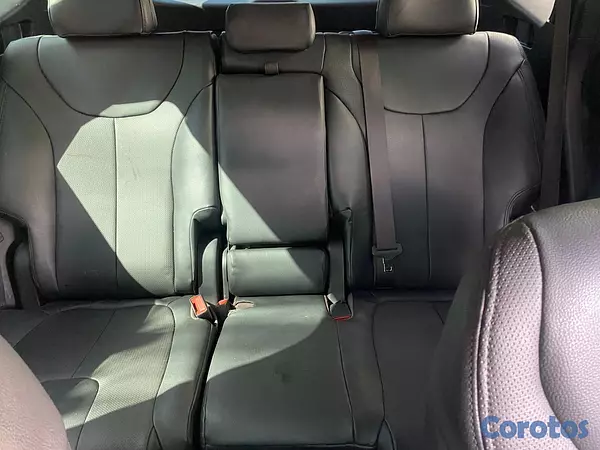 jeepetas y camionetas - Hyundai Santa Fe SE 2020 8