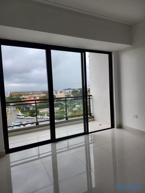 apartamentos - renacimiento alquiló una habitación 1.5 baños balcón parqueo piso 6 área social  5