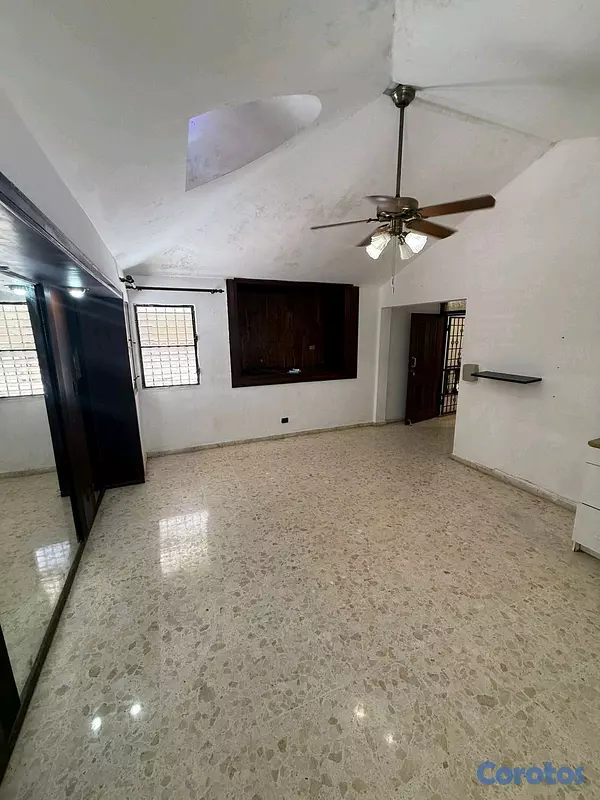 casas - Alquiler de Casa en Julieta Morales 12