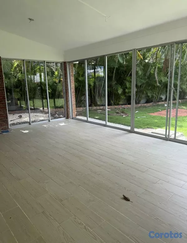 oficinas y locales comerciales - CASA COMERCIAL  5