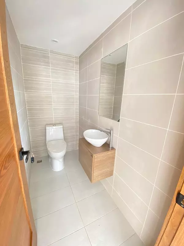 penthouses - Pent-house Nuevo en VentaMIRADOR SUR Mantenimiento: RD$12,000. 7
