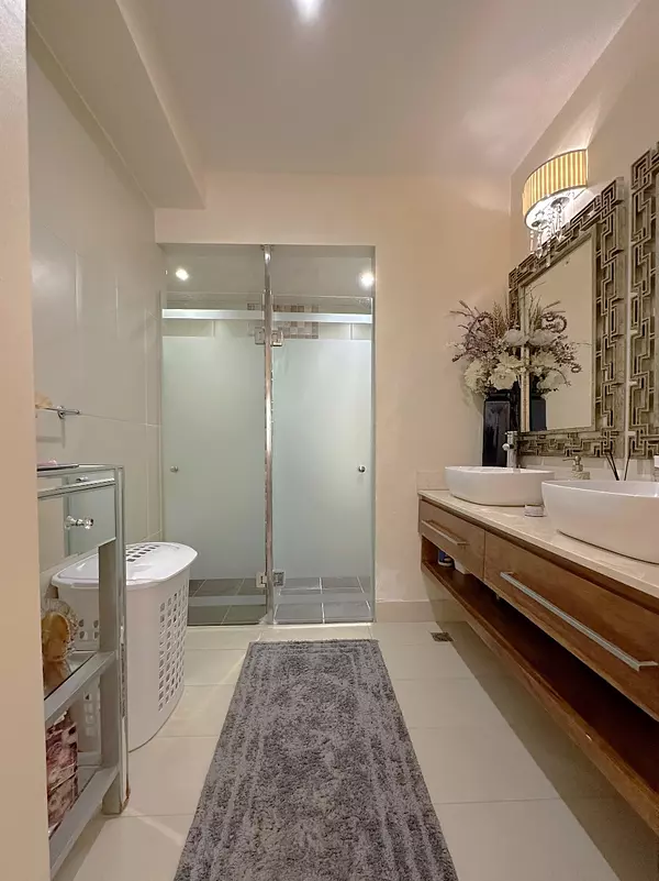apartamentos - Bella Vista U$ 365,000 |3 habitaciones |4 parqueos 2