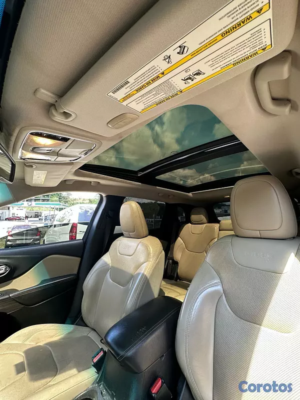 jeepetas y camionetas - JEEP CHEROKEE 2015 LIMITED 6