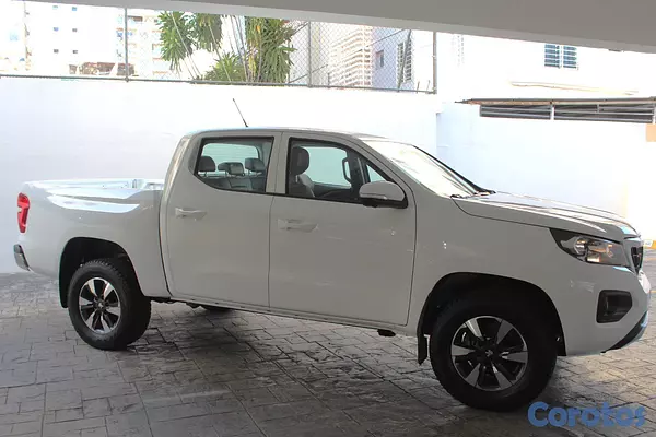 jeepetas y camionetas - Peugeot Landtrek 6