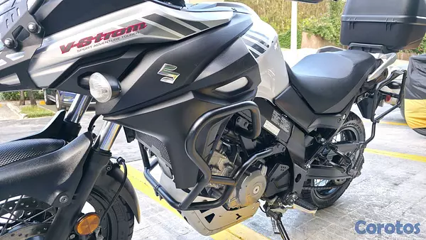 motores y pasolas - Suzuki V-Strom 650 2017  6