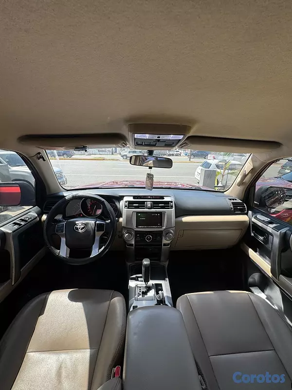 jeepetas y camionetas - Toyota 4Runner SR5 2011
 4