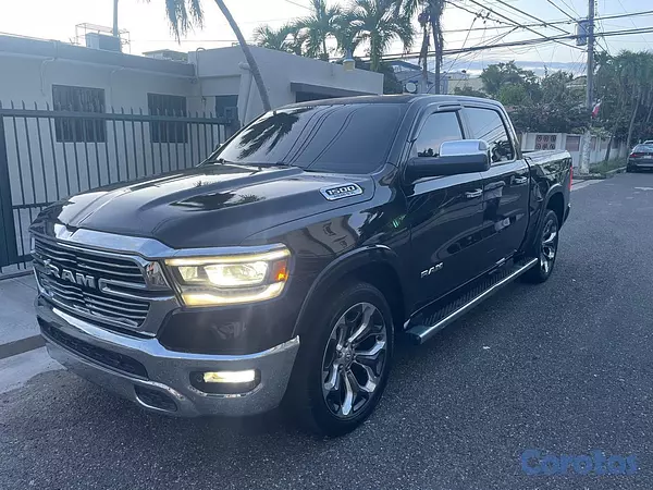 jeepetas y camionetas - vendo RAM 1500 LARAMIE 1