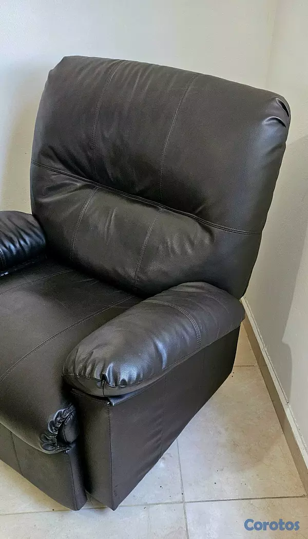 muebles y colchones - Sillón reclinable en excelentes condiciones 2
