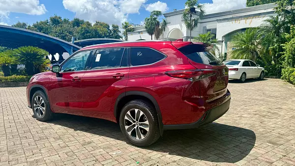 jeepetas y camionetas - Toyota higlander xle 2020 2