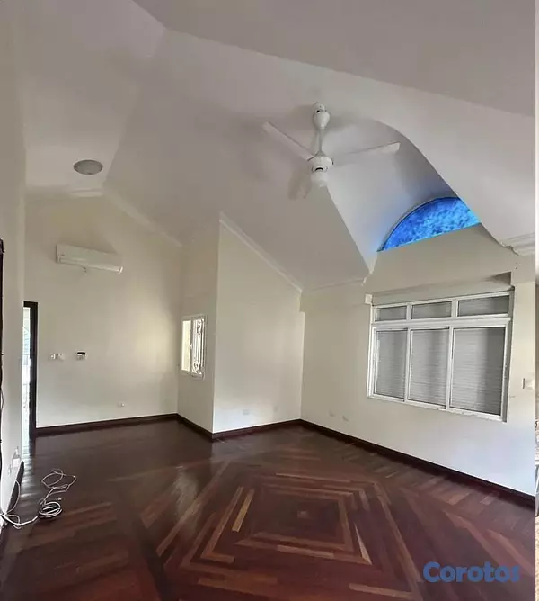 casas - Alquiler de Casa en Los Cacicazgos 6