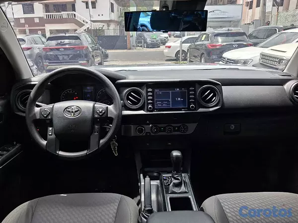 jeepetas y camionetas - Toyota Tacoma SR 2020 6