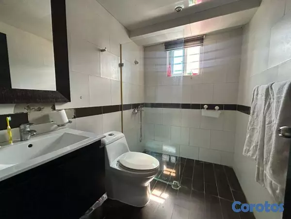 apartamentos - Apartamento en Venta en Evaristo Morales 3 Hb 2 PQ 8