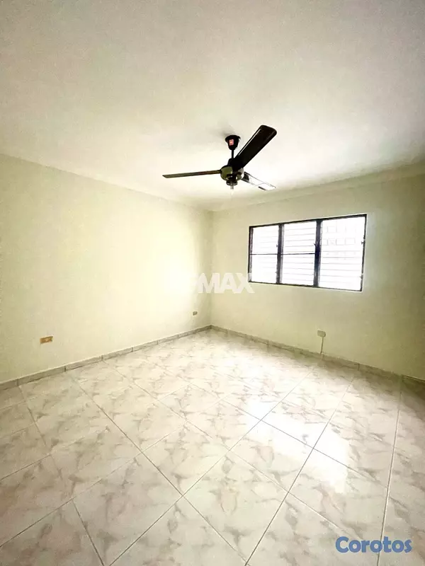apartamentos - Apartamento en Alquiler en Evaristo Morales 8