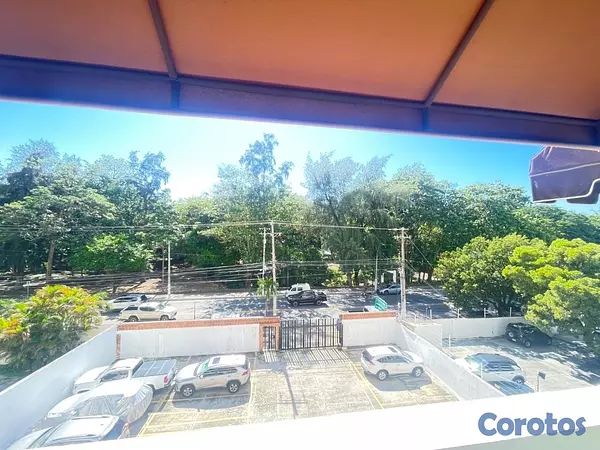 apartamentos - vendo anacaona piso 4 tres habitaciones 2.5 baños parqueo balcón ascensor  10