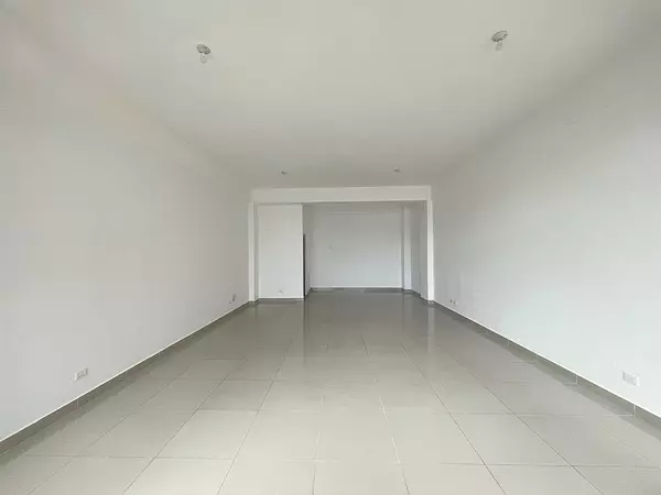 oficinas y locales comerciales - Local en alquiler céntrico y comercial  2