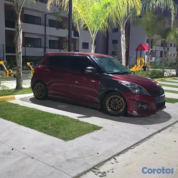 carros - Suzuki Swift SPORT en buenas condiciones tiene fue 5