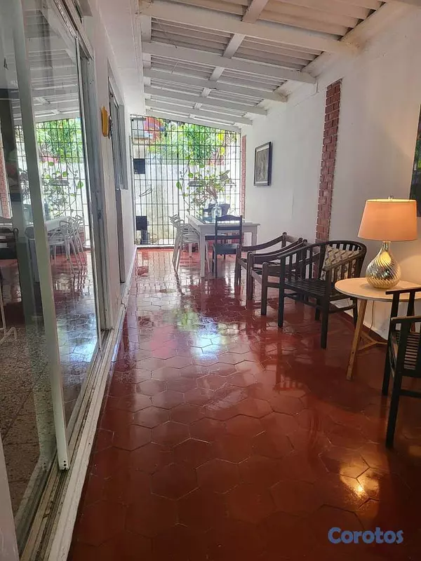 casas - Casa de 3 habitaciones en venta en Av. Independenc 5