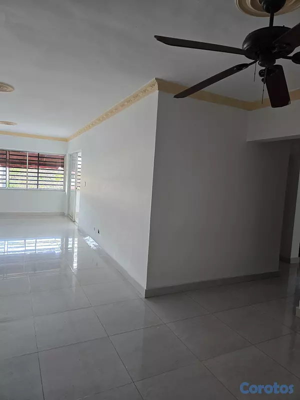 apartamentos - Alquila apartamento 3er piso Residencial Mar Carib 9