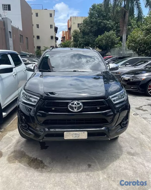 jeepetas y camionetas - TOYOTA HILUX SRV 2022 2