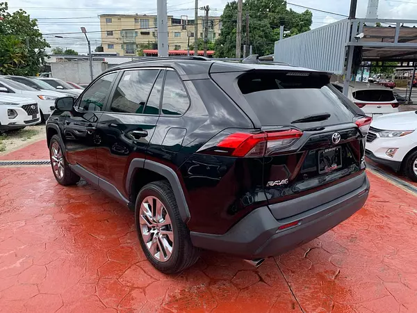 jeepetas y camionetas - Toyota rav4 2021 exl clean  6