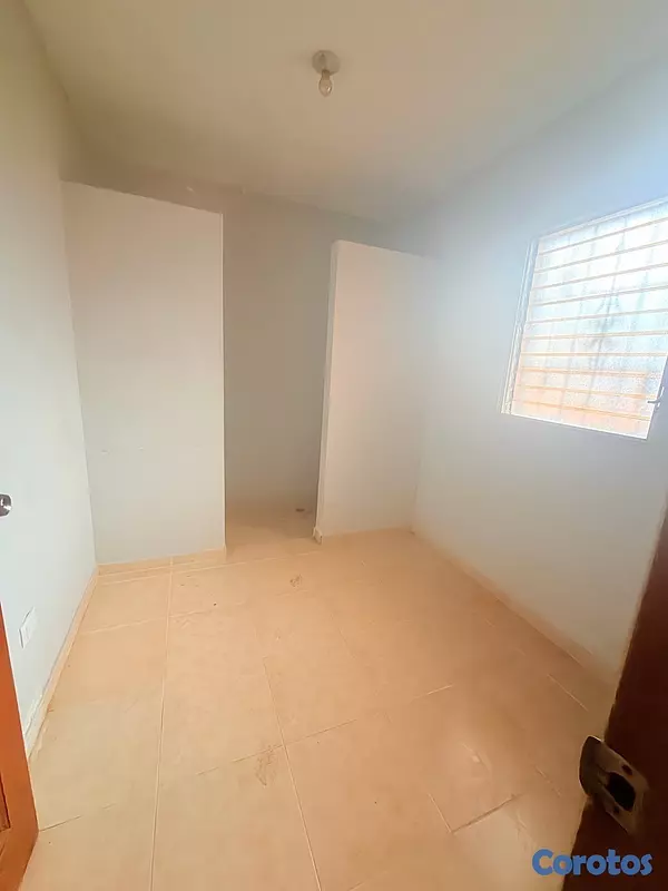 casas - venta de casa lista a un minuto de la avenida de la autopista de san isidro 12