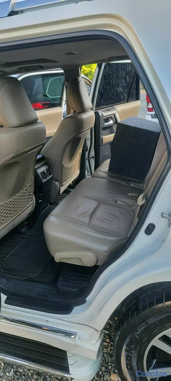 jeepetas y camionetas - TOYOTA RUNNER LIMITED 2016 5