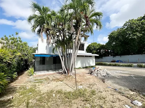 oficinas y locales comerciales - Local gazcue 1500 metros 5