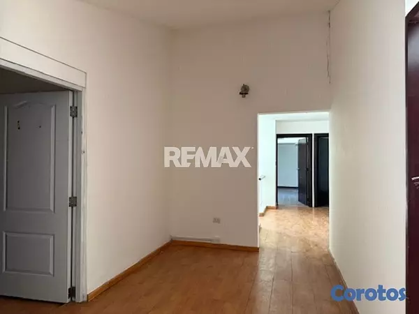 oficinas y locales comerciales - Local comercial de 300mt2 en alquiler en Renacimie 7