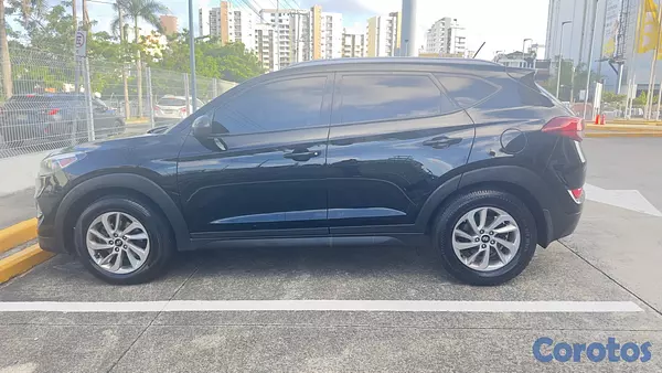 jeepetas y camionetas - Venta Hyundai Tucson 2