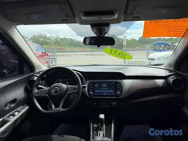 jeepetas y camionetas - Nissan Kicks SV 2021
 7