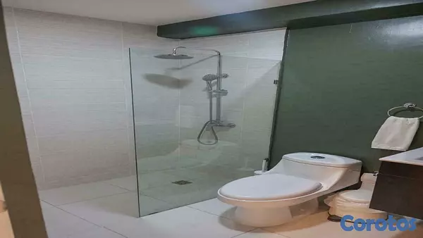 apartamentos - Evaristo Morales totalmente amueblado y con diseño y mobiliario moderno 7