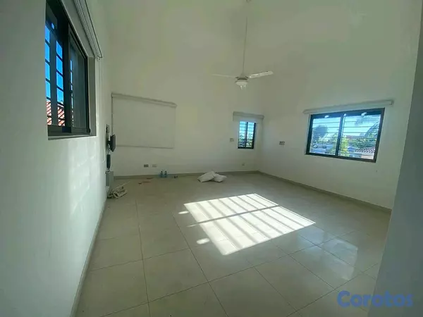 casas - casa amplia en residencial de puerto plata  18