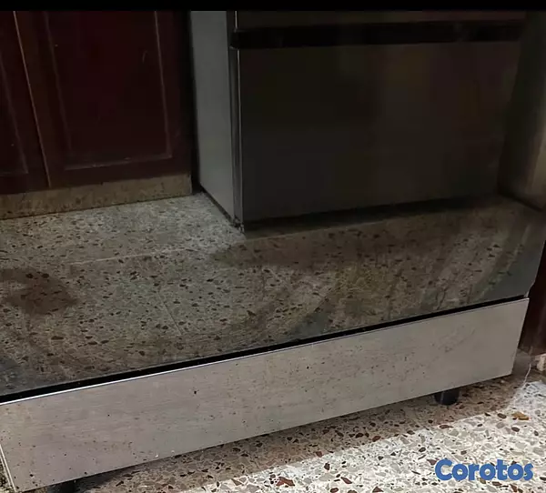 electrodomesticos - VENDO ESTUFA CROMADA NO SE OXIDA USADA CON HORNO Y GRATINADOR GRANDE NEGÓCIABLE  6