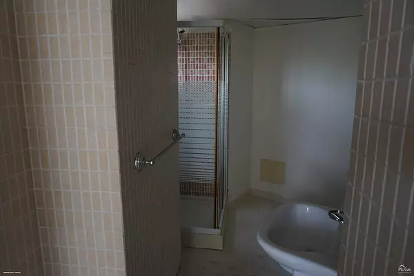penthouses - Amplio, fresco, y con muy buena ubicacion ,Apartamento en venta en La Esperilla 9