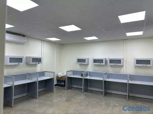 oficinas y locales comerciales - Vendo Local Comercial en la Autopista Duarte, Santo Domingo  4