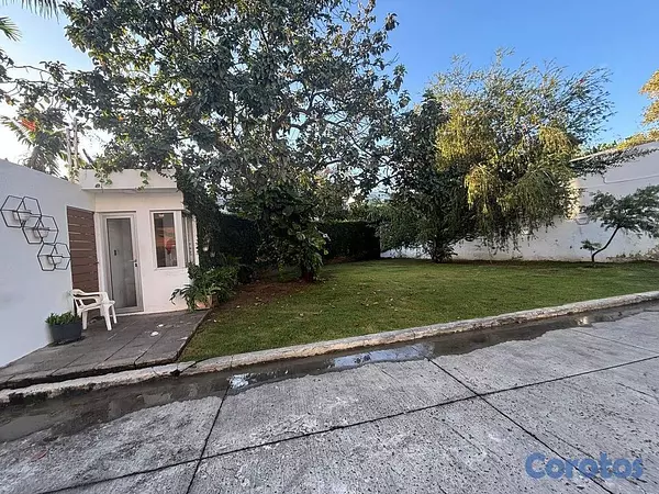 casas - Casa de 4 habitaciones 4 baños en alquiler en Viej 20