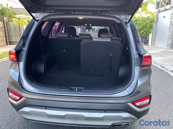 jeepetas y camionetas - HYUNDAI SANTA FE 2020 10