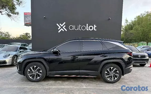jeepetas y camionetas - HIUNDAY TUCSON 2022 eco 3