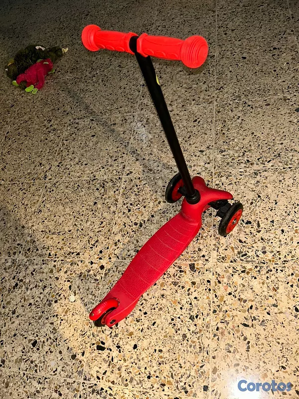 juguetes - Vendo Patineta Pequeña Como Nueva! 10/10 2