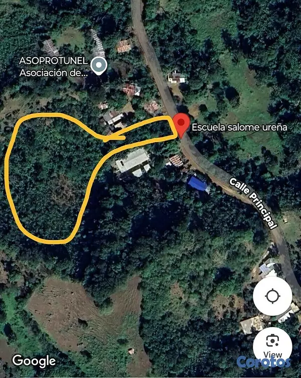 solares y terrenos - 20 tareas entrada a carretera,al lado escuela salome urena,asceso a agua y luz. 9
