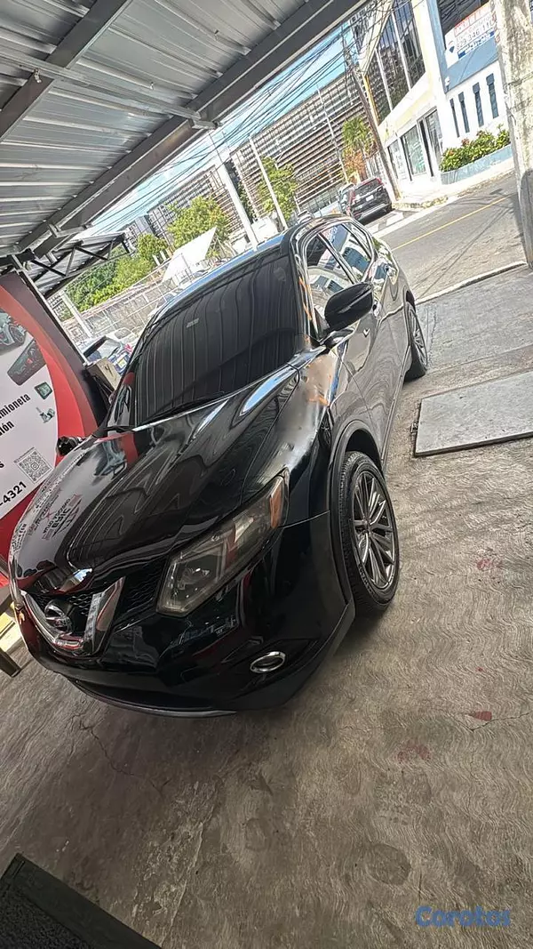 jeepetas y camionetas - Nissan Rogue 2014 SV - De oportunidad  2