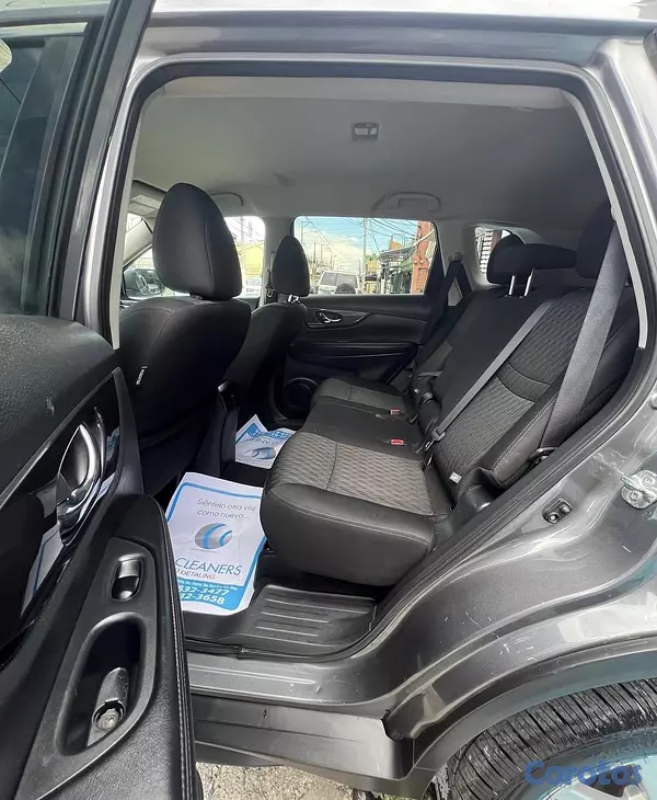 jeepetas y camionetas - Nissan Rogue S 2020 7