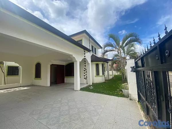 casas - CASA PROXIMO AL MALECON DE PUERTO PLATA 3 MINUTOS  3