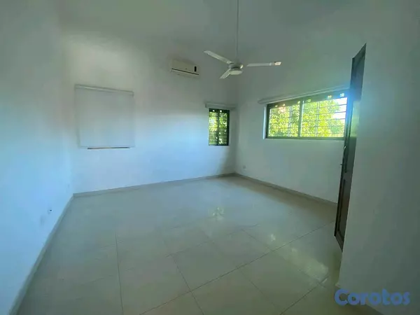 casas - casa amplia en residencial de puerto plata  19