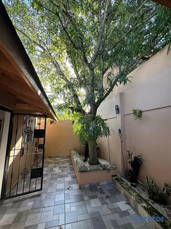 casas - Casa de 3 habitaciones 2 baños en venta en Ciudad  6