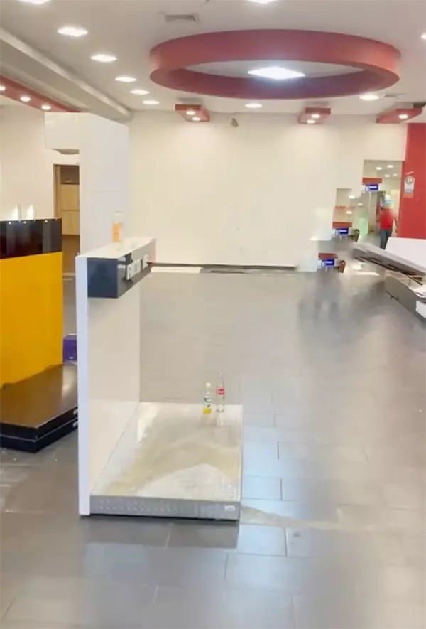 oficinas y locales comerciales - Local en Naco primer nivel  3