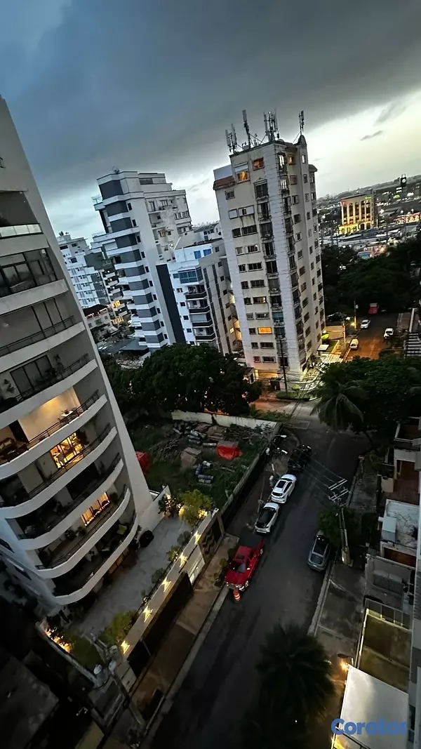 apartamentos - se vende apartamento en el ensanche paraíso Distrito nacional con piscina  7