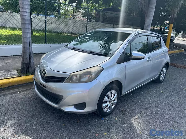 carros - Toyota vitz 2013 4 cilindros 2