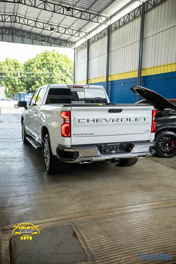 jeepetas y camionetas - Chevrolet Silverado LTZ Z71 4x4 Duramax 2023 Clean Carfax  4